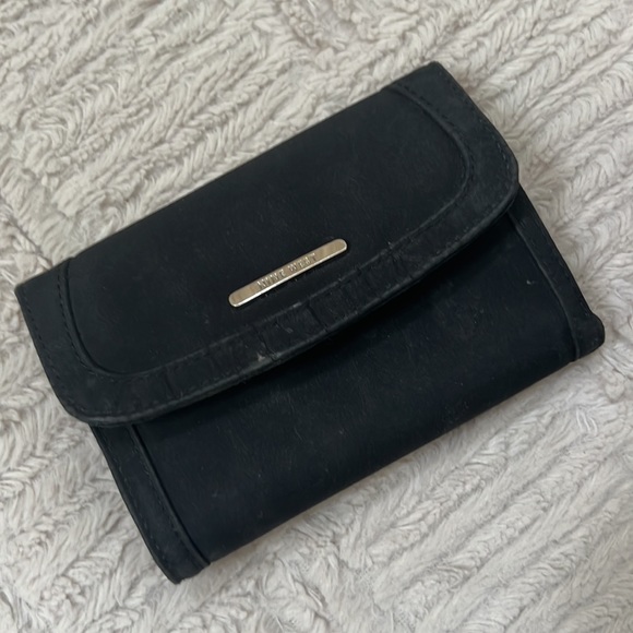 Nine West wallet - Picture 12 of 16